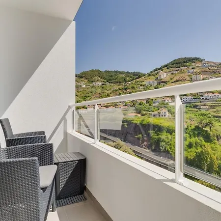 Atlantic Dutchman Heated Pool & Parking Apartment Canico (Madeira)